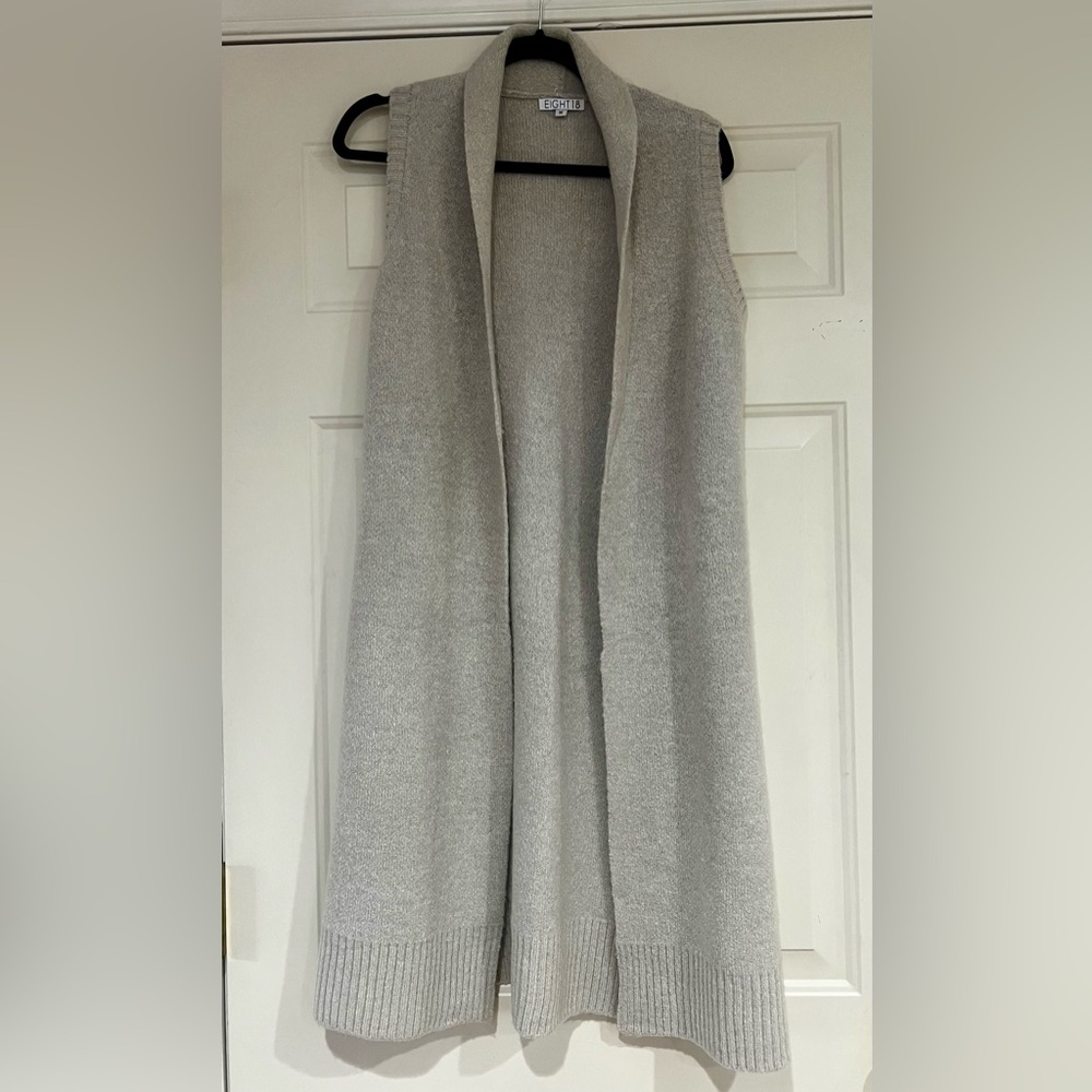 Gray Sleeveless Sweater Vest